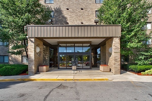 6340 Americana Drive 310