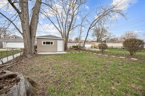 Tiny photo for 1328 W 98th Street, Chicago, IL 60643 (MLS # 12625159)
