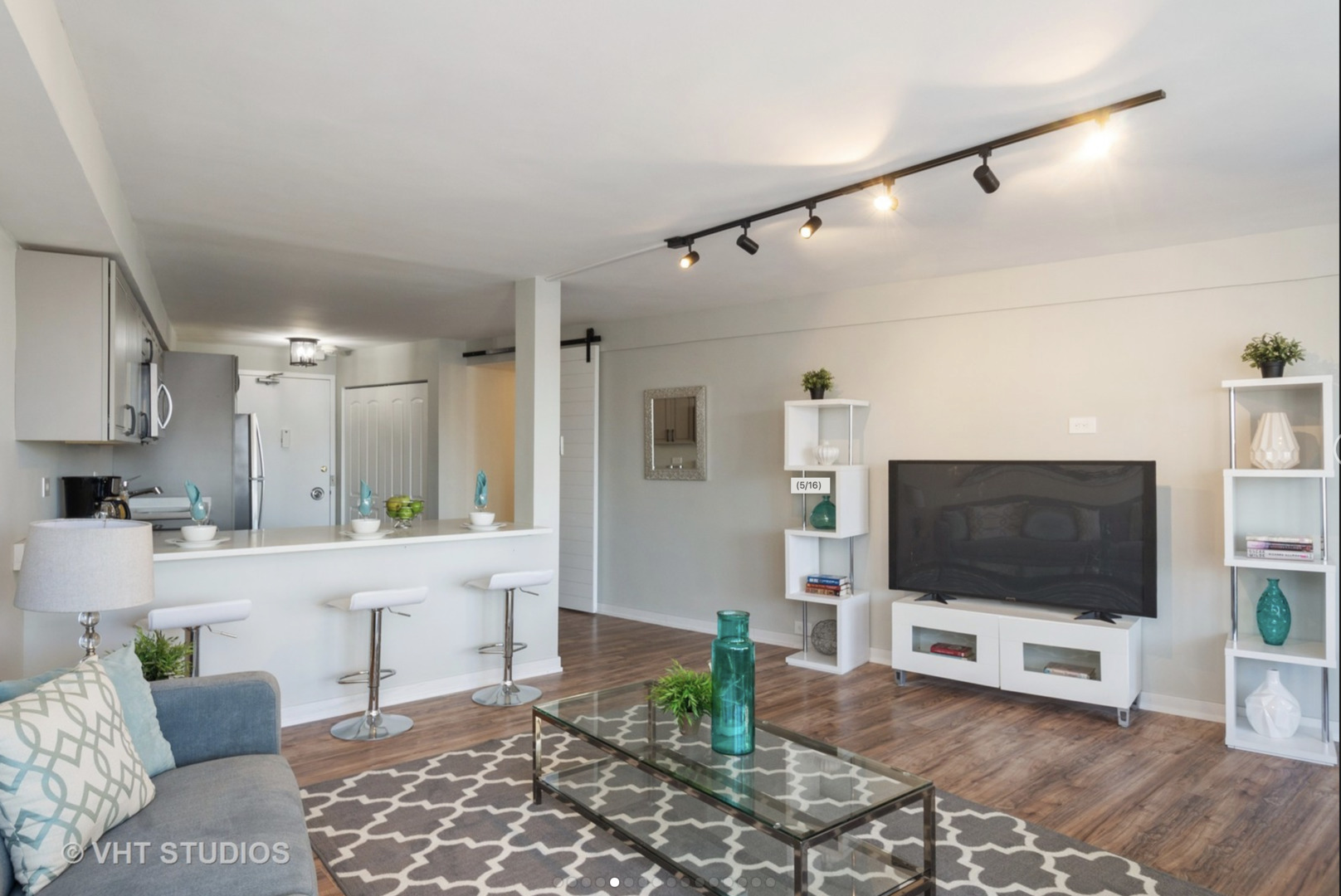 300 N State Street 3808