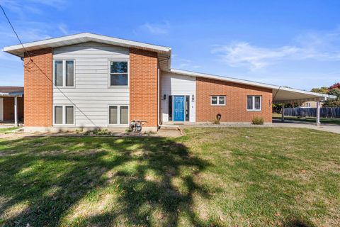 1554 S Pointe Drive Rantoul IL 61866