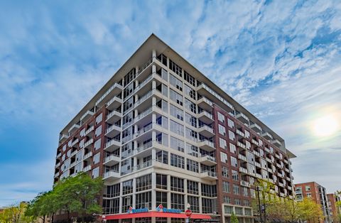 Photo of 901 W Madison Street #601, Chicago, IL 60607 (MLS # 12564024)