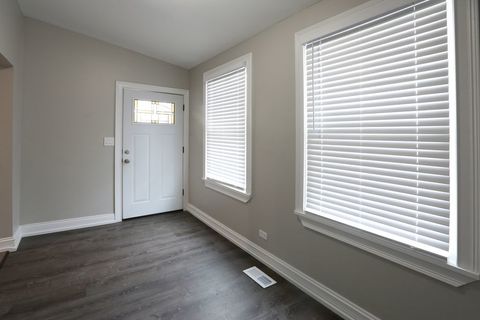 Tiny photo for 6243 W Byron Street, Chicago, IL 60634 (MLS # 12487992)