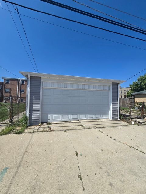 Tiny photo for 9727 S michigan Avenue S, Chicago, IL 60628 (MLS # 12491430)