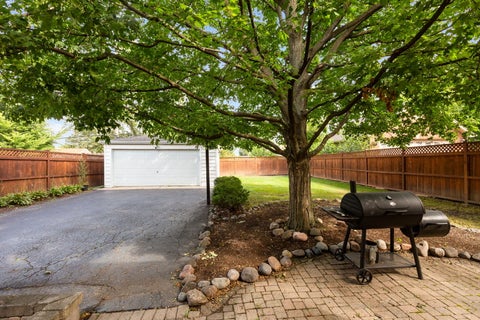 Tiny photo for 2140 Walnut Court, Glenview, IL 60025 (MLS # 12763299)