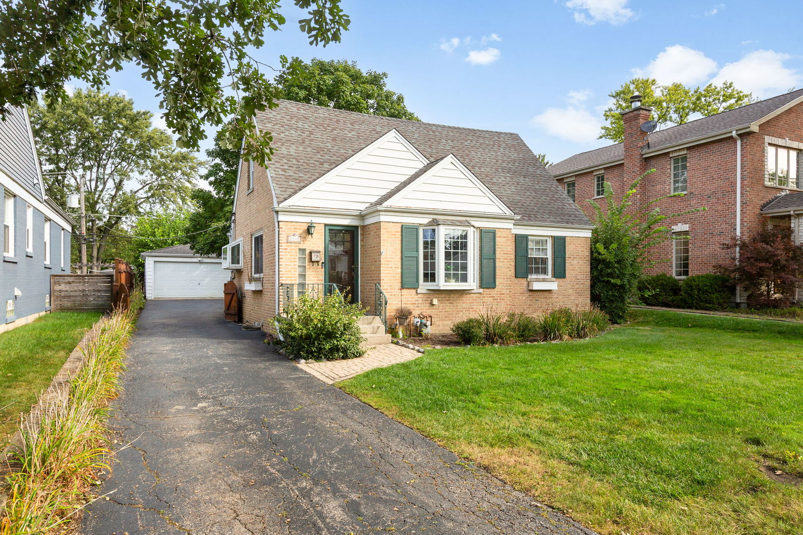 2140 Walnut Court