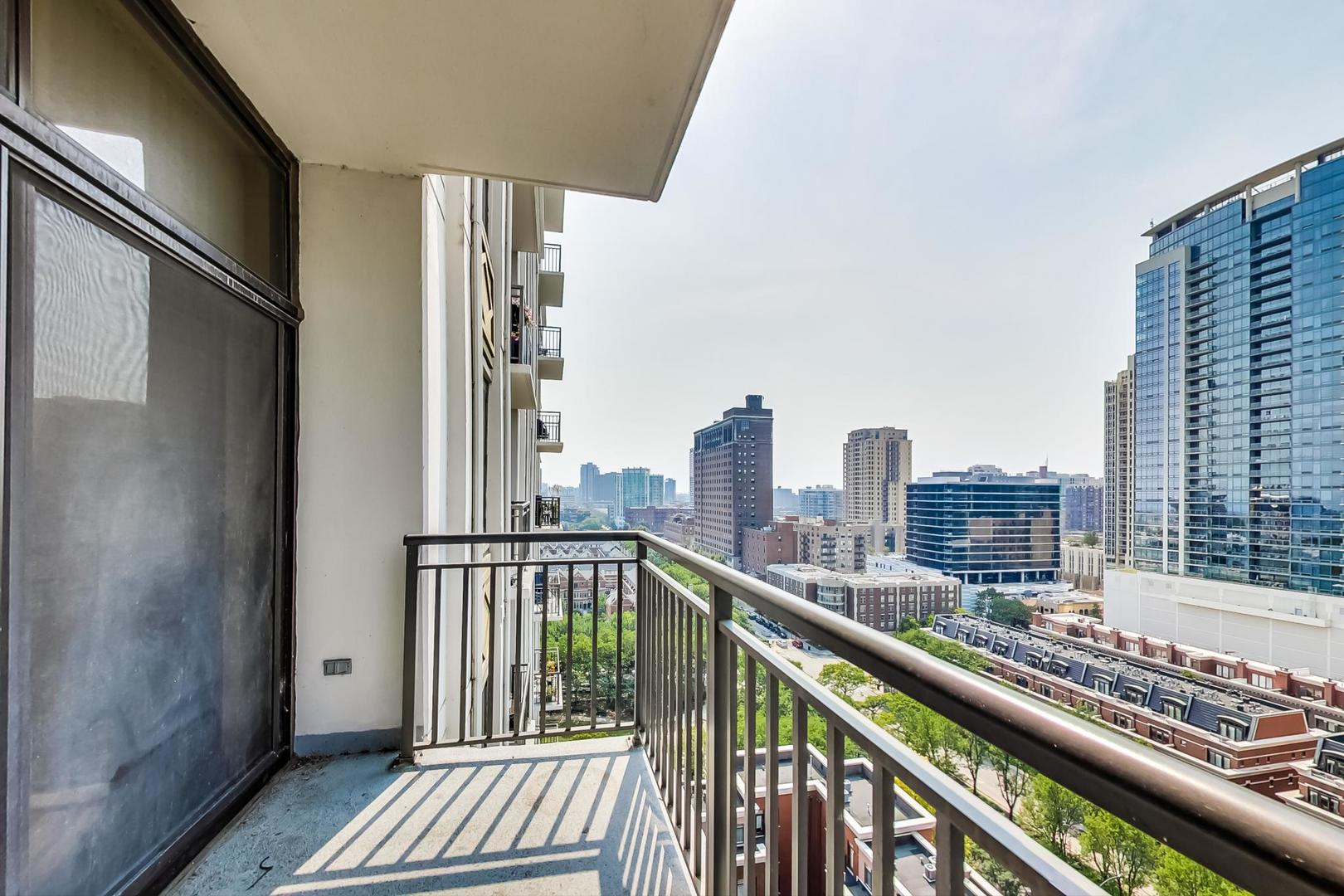 1322 S Prairie Avenue 1407