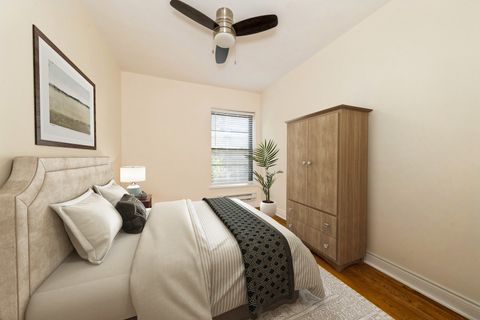 Tiny photo for 1006 E 54th Street #J-2, Chicago, IL 60615 (MLS # 12399597)