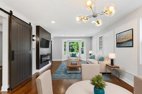 Tiny photo for 6924 34th Street, Berwyn, IL 60402 (MLS # 12481718)