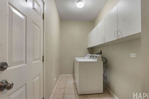 Tiny photo for 1385 Caribou Lane, Hoffman Estates, IL 60192 (MLS # 12575166)