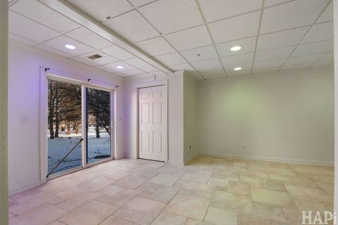 Tiny photo for 1385 Caribou Lane, Hoffman Estates, IL 60192 (MLS # 12575166)