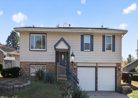 Photo of 3018 W Wardcliffe Drive, Peoria, IL 61604 (MLS # 12535899)