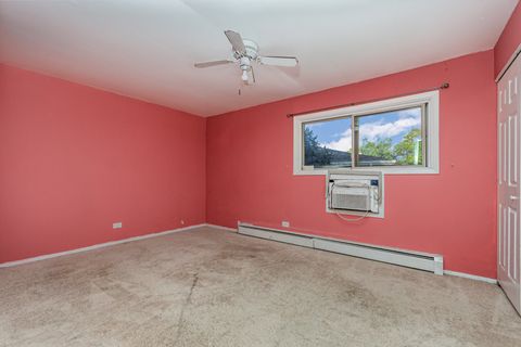 Tiny photo for 5740 Concord Lane #12, Clarendon Hills, IL 60514 (MLS # 12463294)