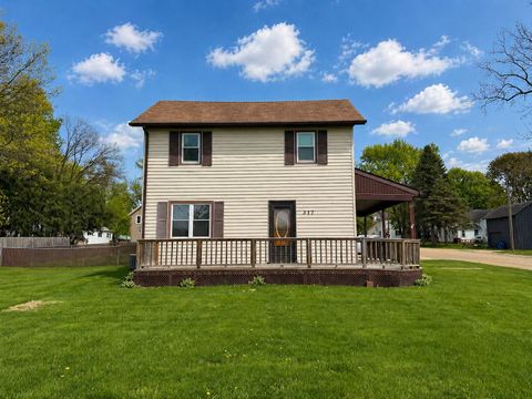 Tiny photo for 317 S Walnut Street, Shannon, IL 61078 (MLS # 12635231)