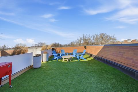 Tiny photo for 1042 W Altgeld Street #3, Chicago, IL 60614 (MLS # 12621347)