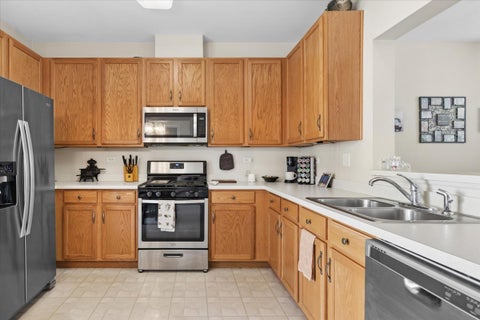 Tiny photo for 1333 NEW HAVEN Drive #1333, Cary, IL 60013 (MLS # 12691474)