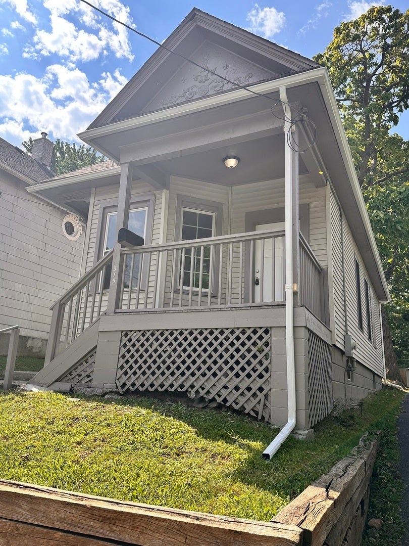 315 Flagg Street