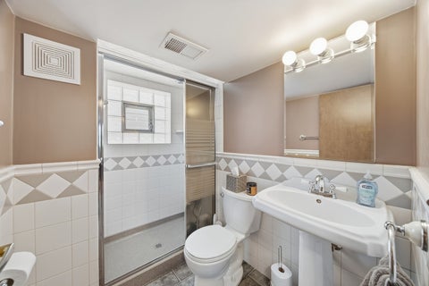 Tiny photo for 6740 W 92nd Street, Oak Lawn, IL 60453 (MLS # 12753837)