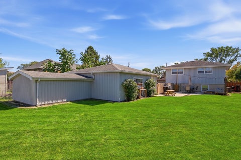 Tiny photo for 6740 W 92nd Street, Oak Lawn, IL 60453 (MLS # 12753837)
