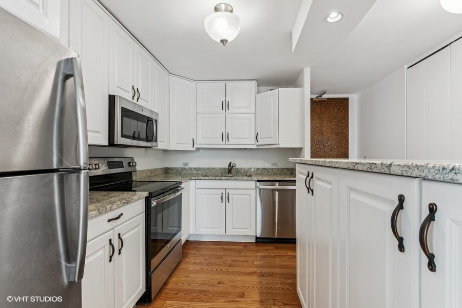 1450 N Astor Street 14D