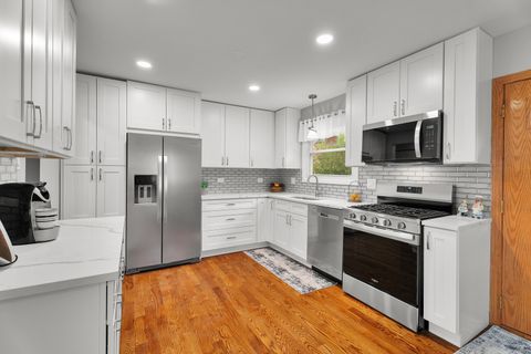 Tiny photo for 5047 Forster Avenue, Schiller Park, IL 60176 (MLS # 12457323)