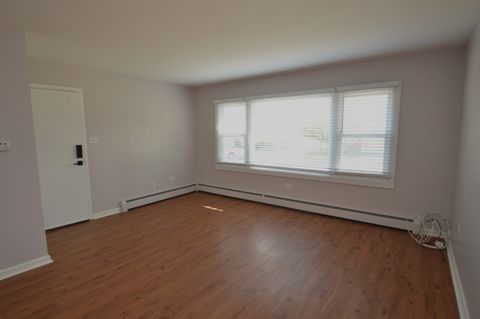 Tiny photo for 10332 Elizabeth Street #1, Westchester, IL 60154 (MLS # 12492378)