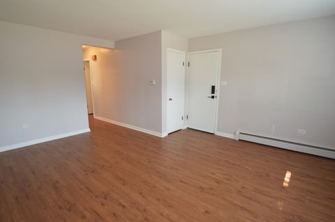 Tiny photo for 10332 Elizabeth Street #1, Westchester, IL 60154 (MLS # 12492378)
