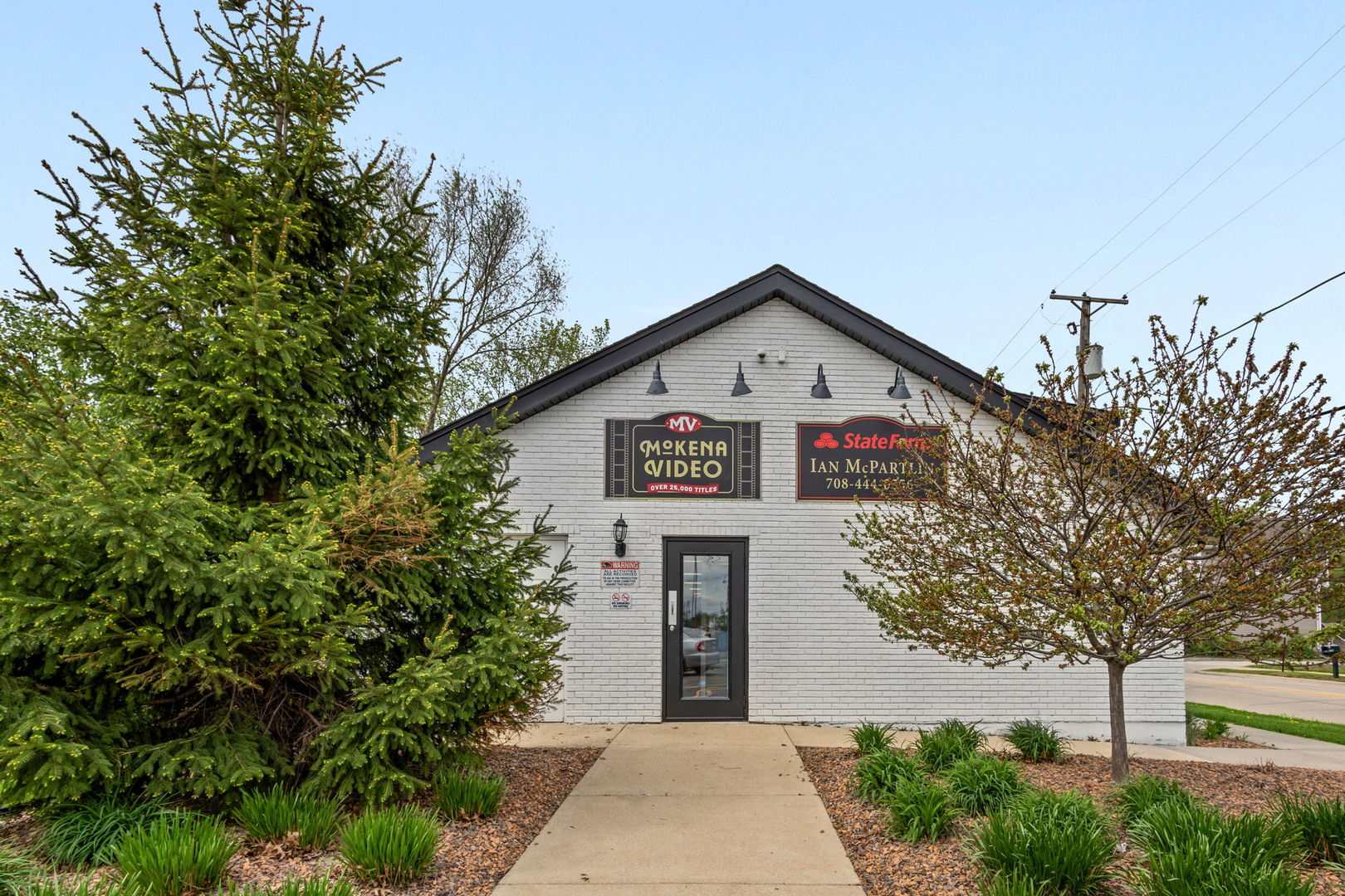 11225 Front Street