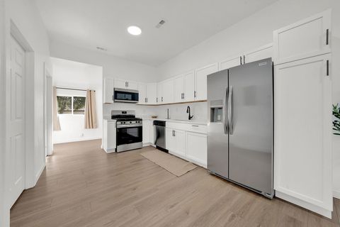 Tiny photo for 7527 S Ellis Avenue, Chicago, IL 60619 (MLS # 12477284)