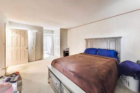 Tiny photo for 6400 N RIDGE Boulevard #402, Chicago, IL 60626 (MLS # 12364624)