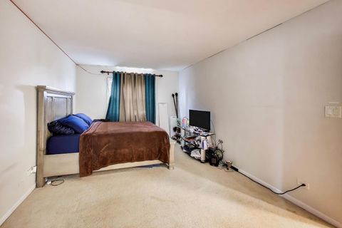 Tiny photo for 6400 N RIDGE Boulevard #402, Chicago, IL 60626 (MLS # 12364624)