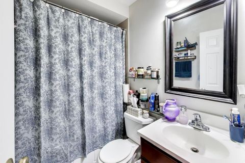 Tiny photo for 6400 N RIDGE Boulevard #402, Chicago, IL 60626 (MLS # 12364624)