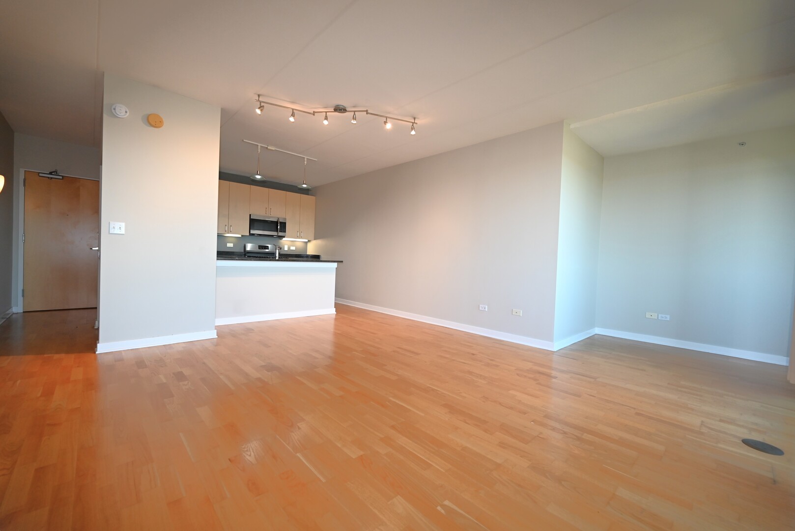 900 CHICAGO Avenue 510