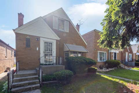 Photo of 10535 S Peoria Street, Chicago, IL 60643 (MLS # 12612203)