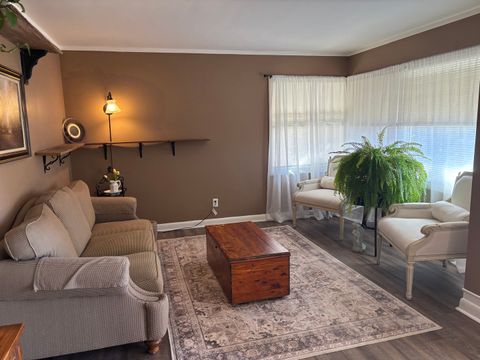 Tiny photo for 400 E Knox Street, Morrison, IL 61270 (MLS # 12568002)