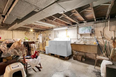 Tiny photo for 13134 Sacramento Avenue, Blue Island, IL 60406 (MLS # 12491317)