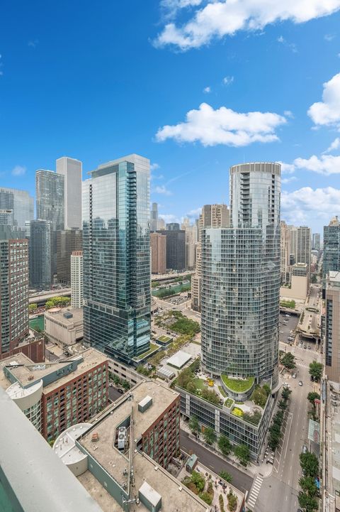 Tiny photo for 505 N McClurg Court #3705, Chicago, IL 60611 (MLS # 12607212)