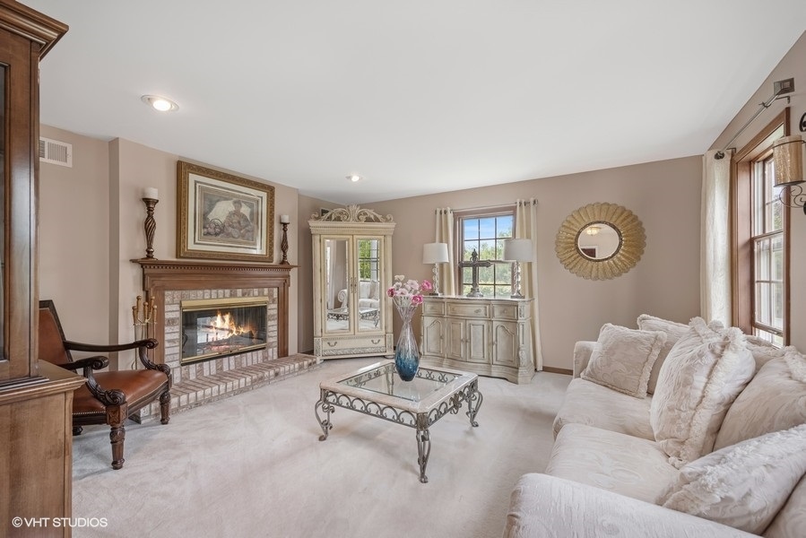 1302 Moraine Drive