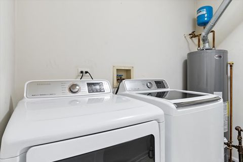 Tiny photo for 2257 LAKE RIDGE Drive, Glendale Heights, IL 60139 (MLS # 12565204)