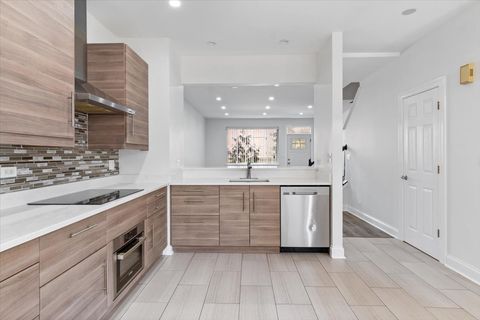 Tiny photo for 2257 LAKE RIDGE Drive, Glendale Heights, IL 60139 (MLS # 12565204)