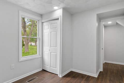 Tiny photo for 102 8th Avenue, Mendota, IL 61342 (MLS # 12647303)