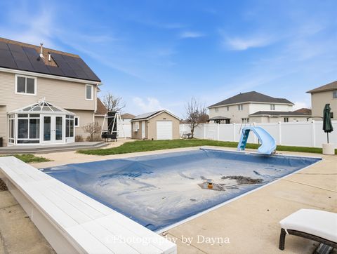 Tiny photo for 996 Meadow Path, Manteno, IL 60950 (MLS # 12593407)