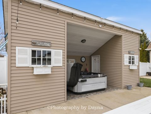 Tiny photo for 996 Meadow Path, Manteno, IL 60950 (MLS # 12593407)