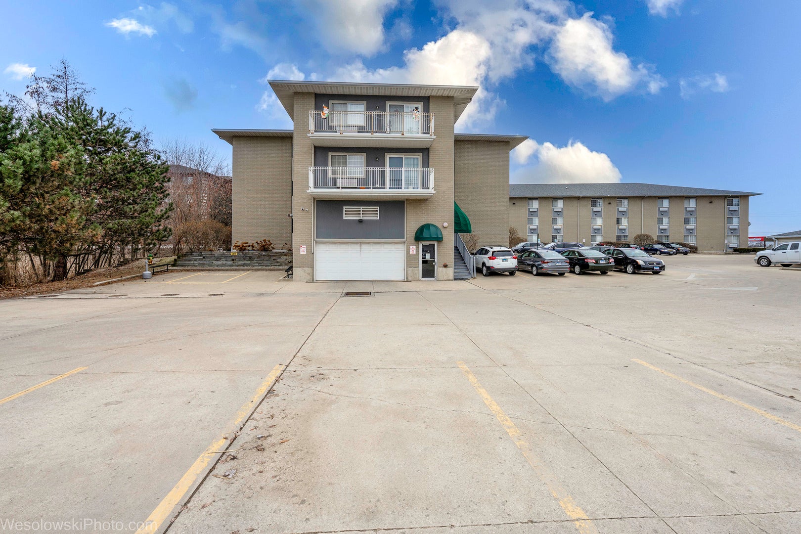3305 Sunset Avenue 213