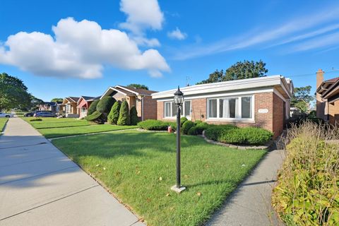 Photo of 9020 S Constance Avenue, Chicago, IL 60617 (MLS # 12492838)
