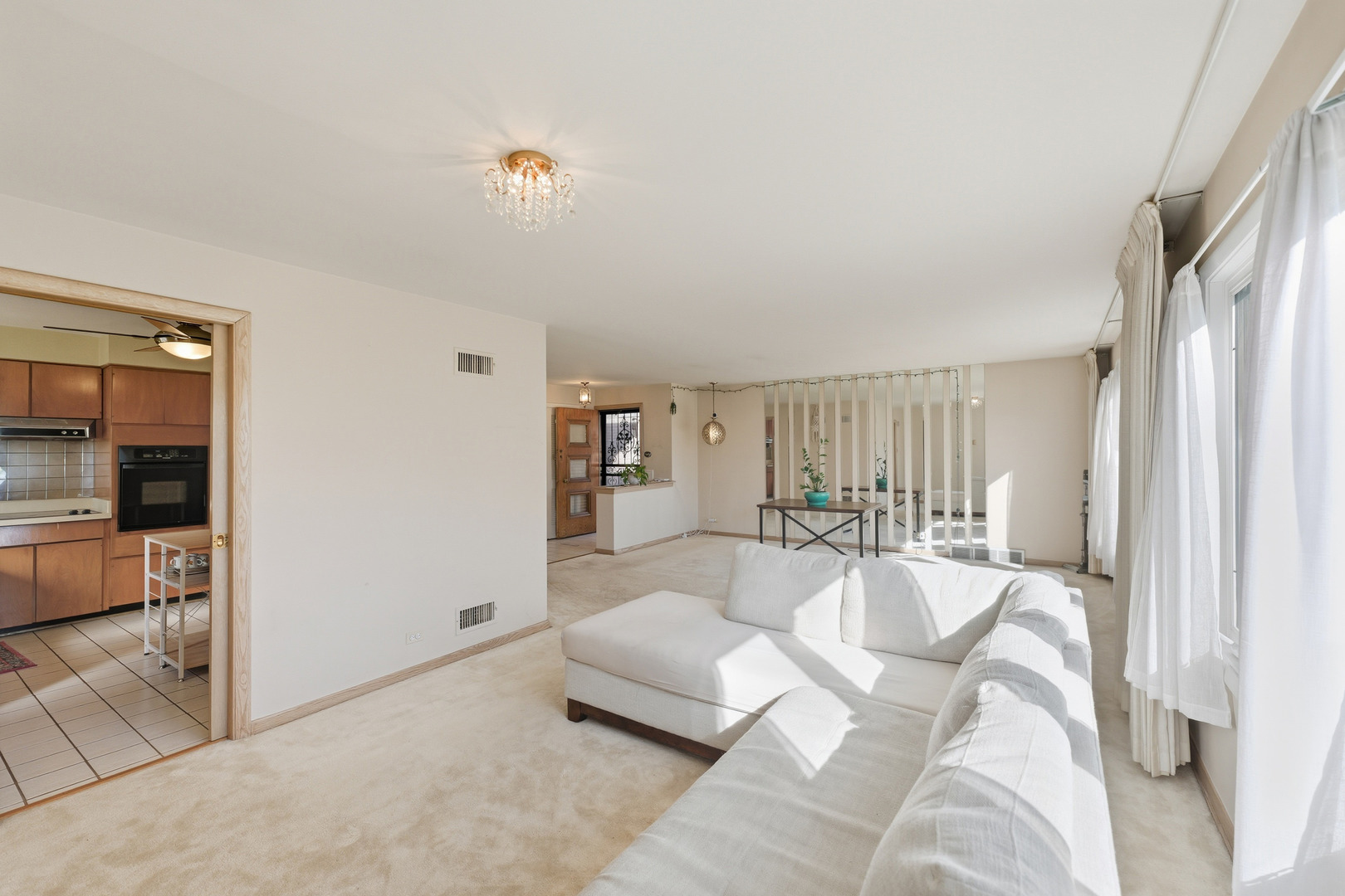 9020 S Constance Avenue