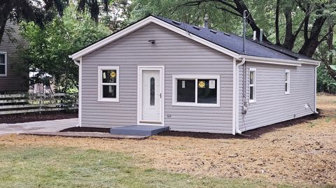 Tiny photo for 11n312 Gale Street, Elgin, IL 60123 (MLS # 12447643)