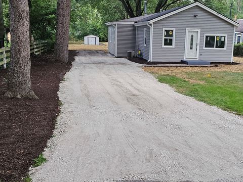 Photo of 11n312 Gale Street, Elgin, IL 60123 (MLS # 12447643)