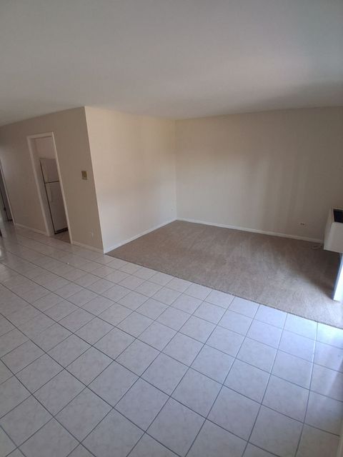 Tiny photo for 266 12th Street #3B, Wheeling, IL 60090 (MLS # 12459959)