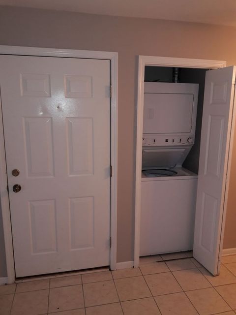 Tiny photo for 266 12th Street #3B, Wheeling, IL 60090 (MLS # 12459959)