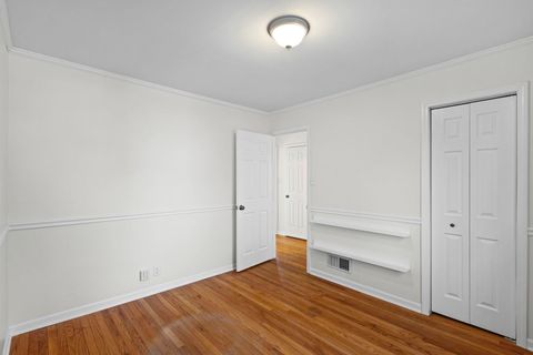 Tiny photo for 115 N PARK Street, Westmont, IL 60559 (MLS # 12580091)